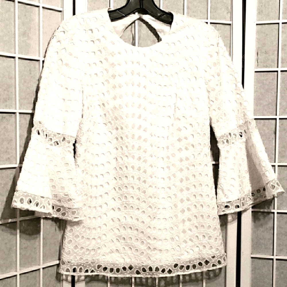 VANESSA FOX WHITE EMBROIDERED TOP Sz 0